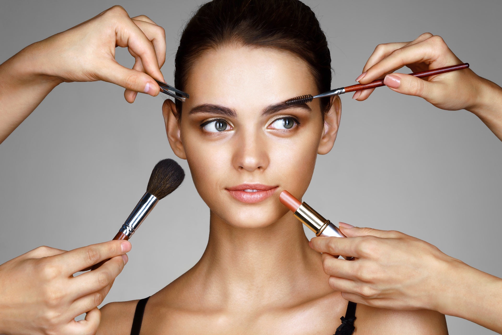 4 +1 βήματα για να έχεις αψεγάδιαστο make up όλη μέρα