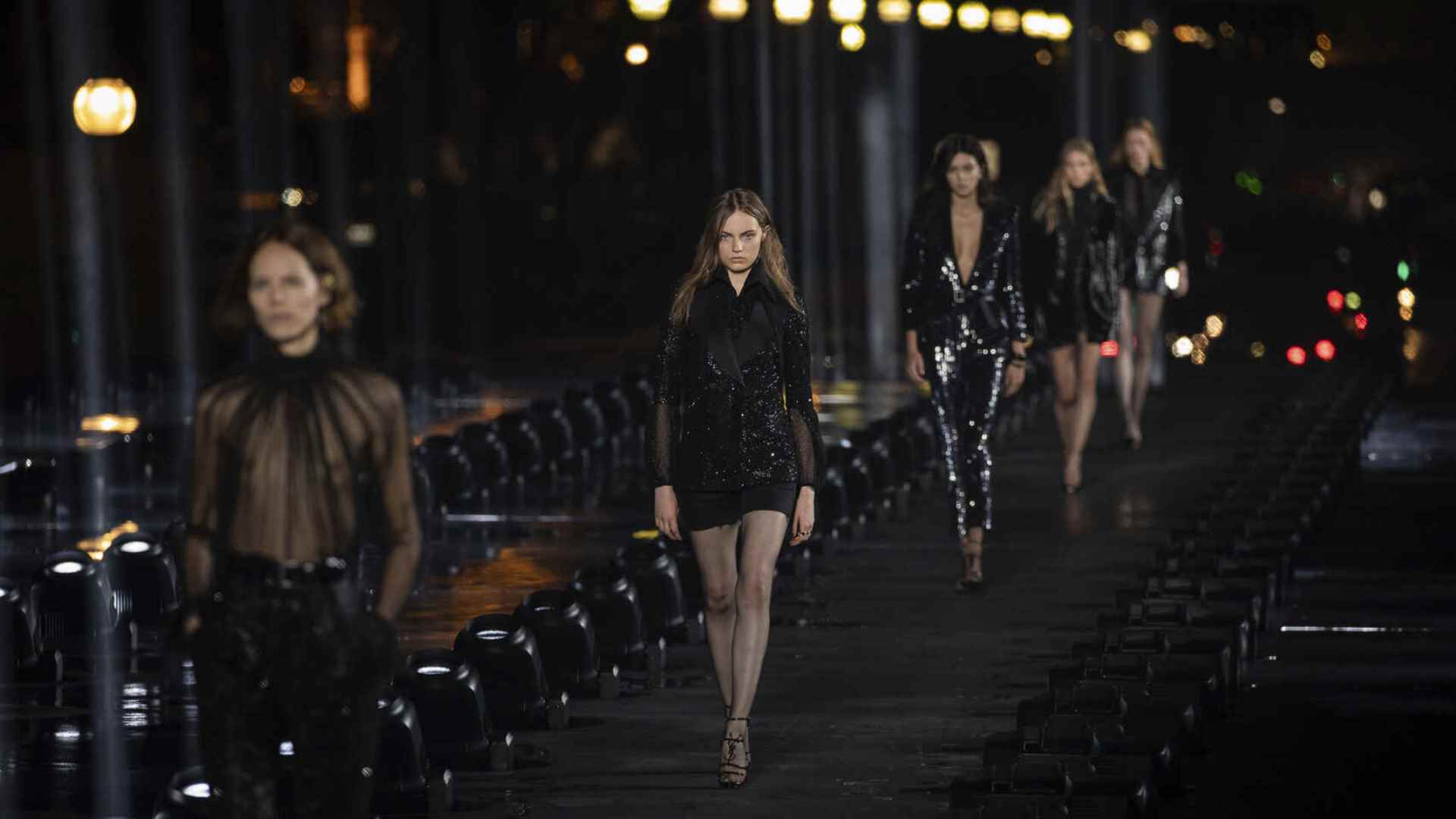 Fashion Week: Οι τάσεις του μακιγιάζ μέσα από τις πασαρέλες