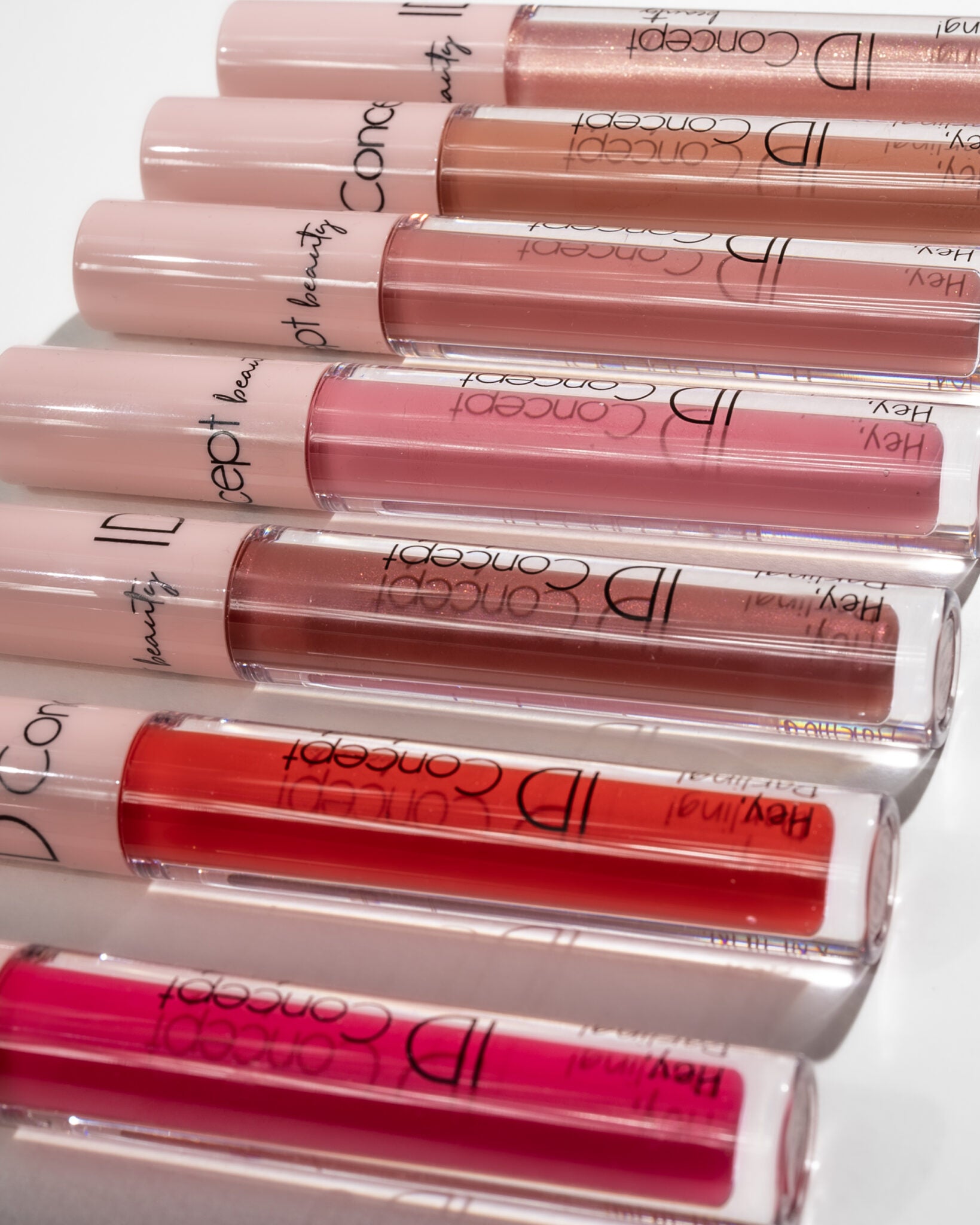 Νέα λαμπερά lip gloss