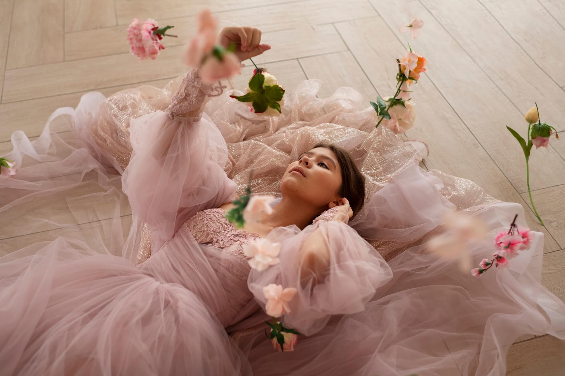 Spring makeup 2025: Όλα όσα πρέπει να δοκιμάσεις